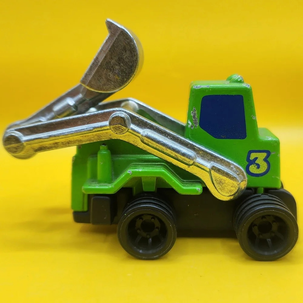 Vintage 1979 Mattel Diecast Backhoe Green Contruction Toy #1311